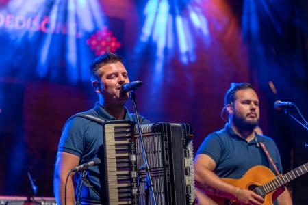 Največji etnološki festival v Sloveniji Dnevi narodnih noš in oblačilne dediščine v Kamniku že enainpetdesetič  (27)